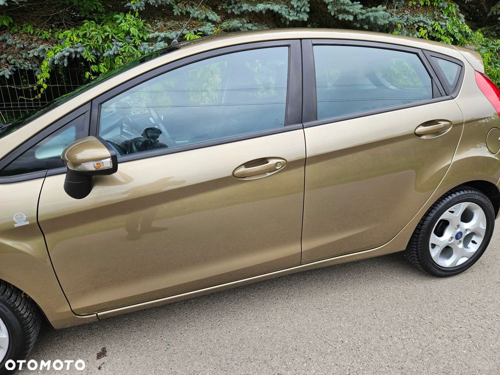 Ford Fiesta 1.4 Champions Edition - 3