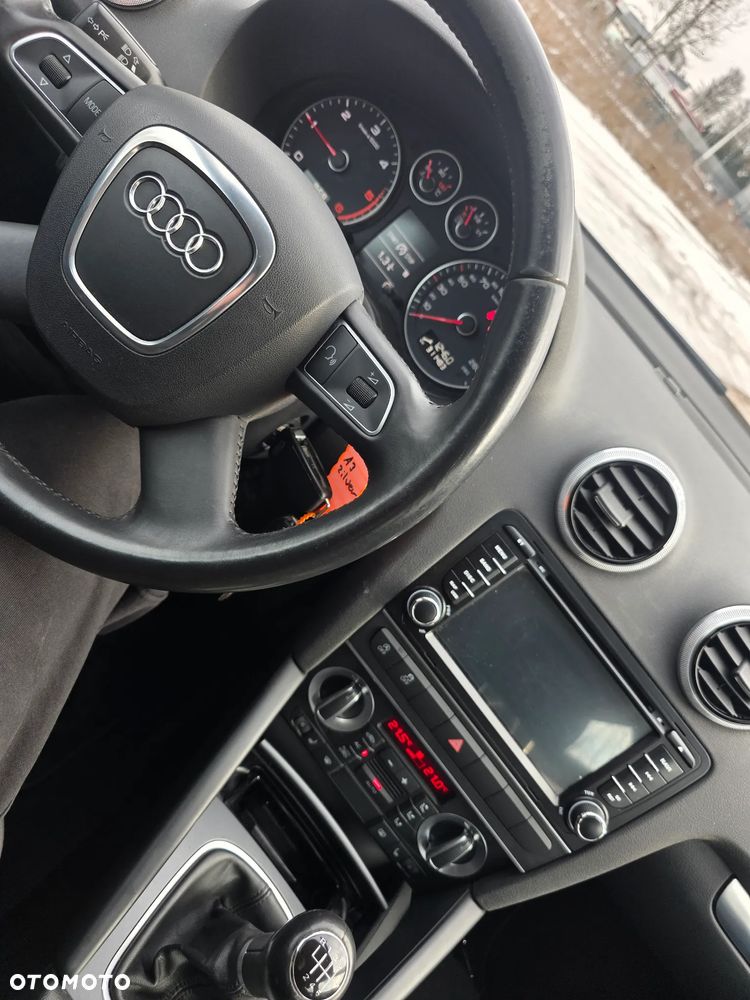 Audi A3 Sportback 2.0 TDI DPF Ambiente - 9