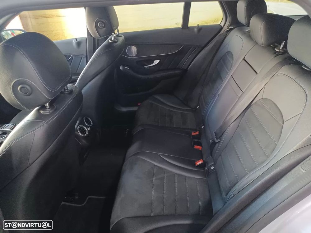 Mercedes-Benz C 300 de AMG Line - 30