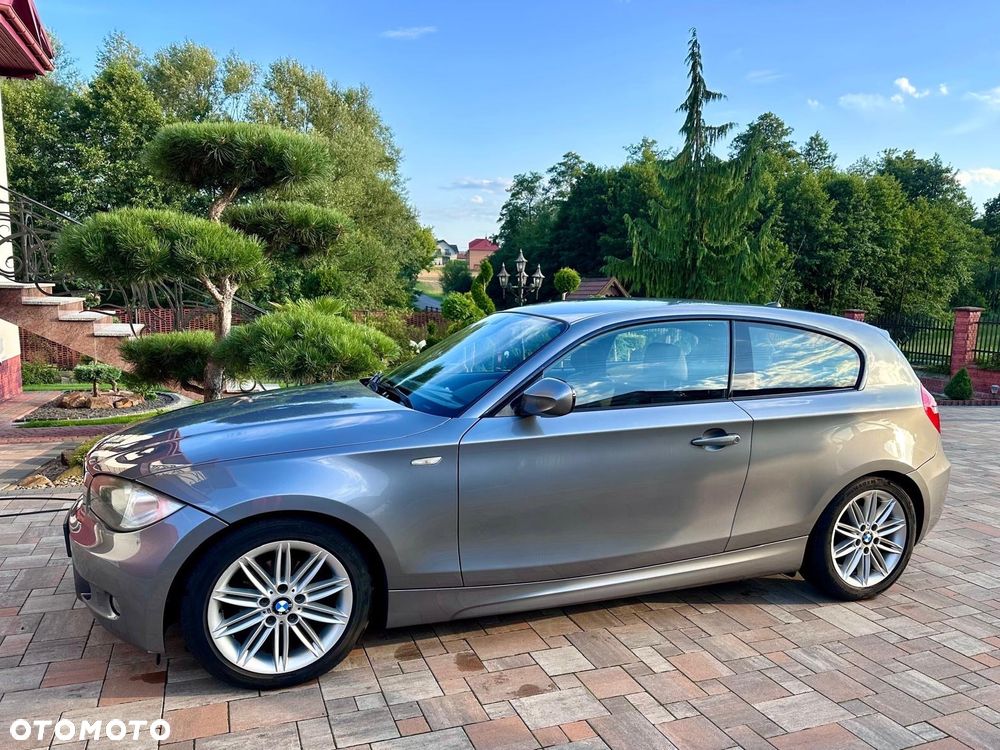 BMW 116I 2010 photo 3