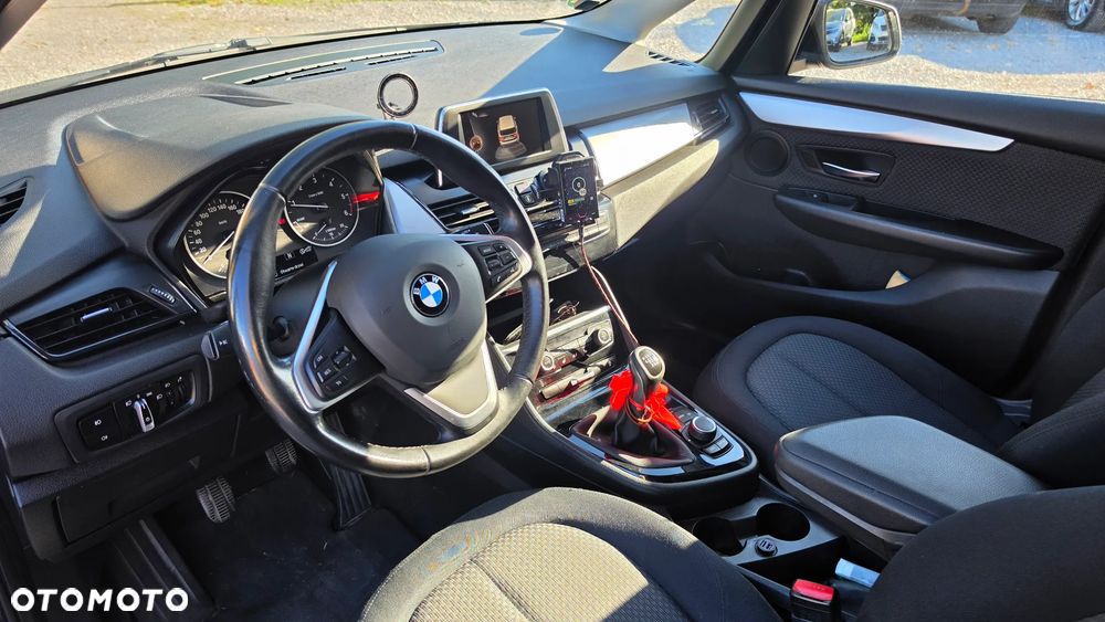 BMW Seria 2 - 12