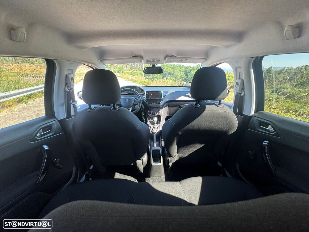 Peugeot 208 1.5 BlueHDi Signature - 13