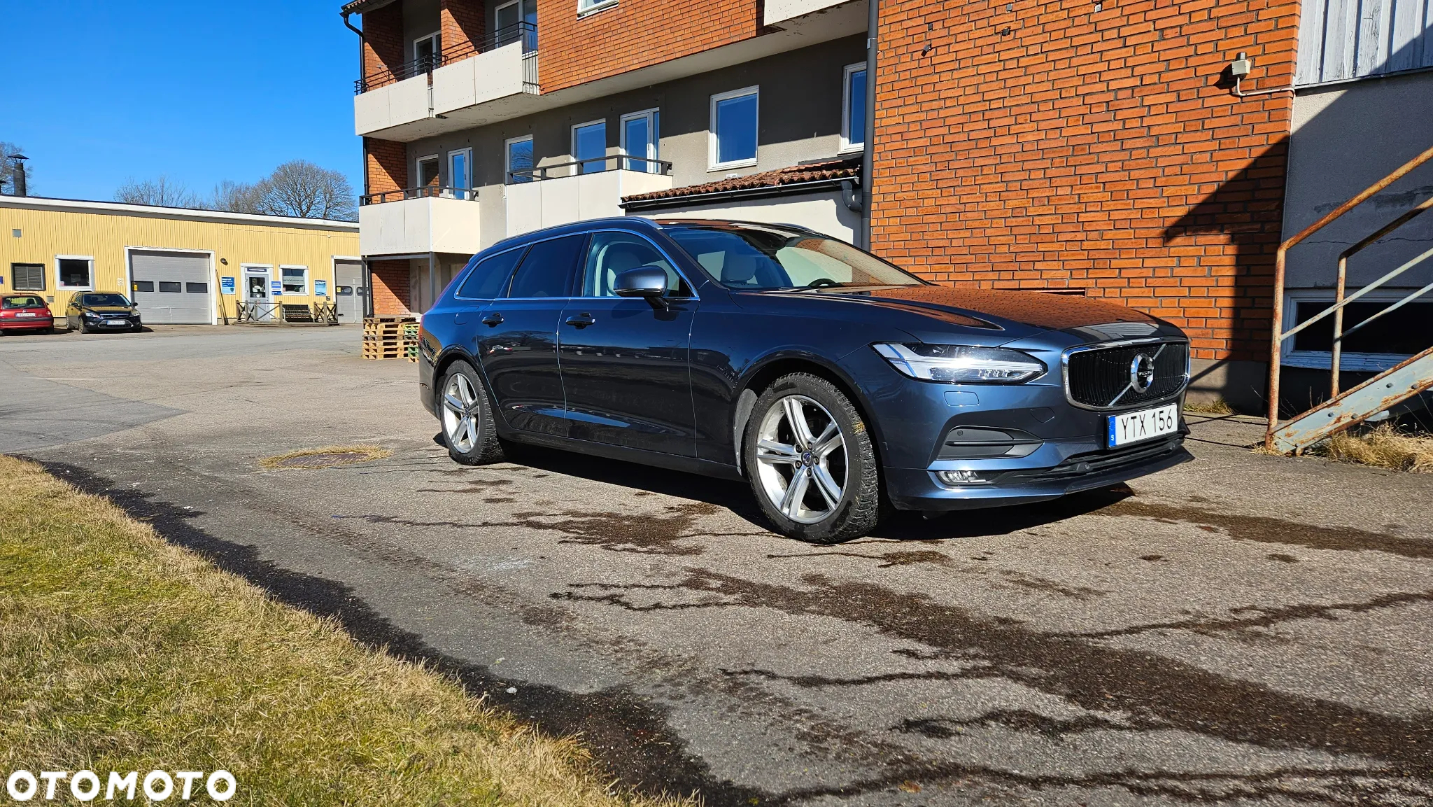 Volvo V90 - 2