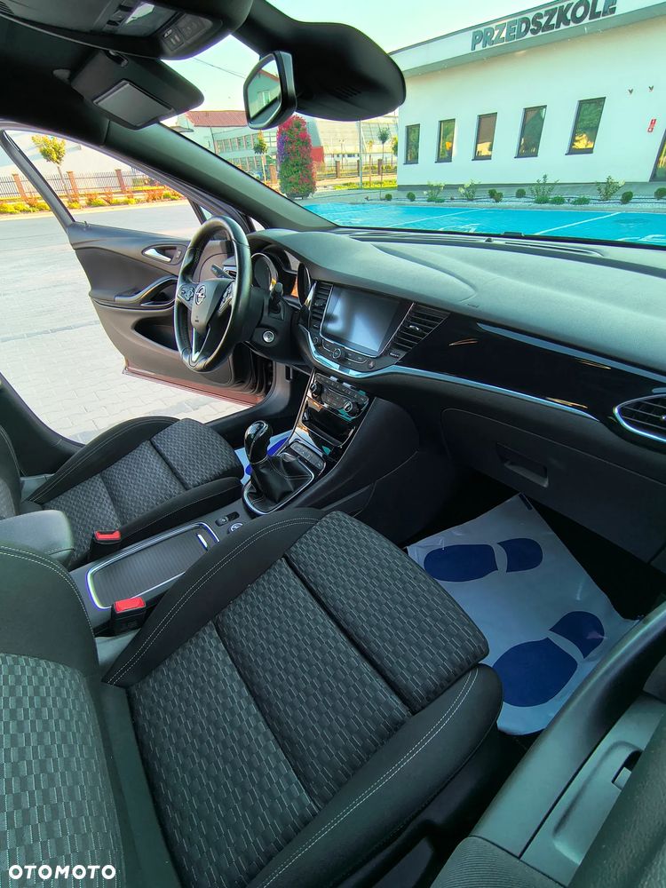 Opel Astra 1.6 CDTI Cosmo - 14