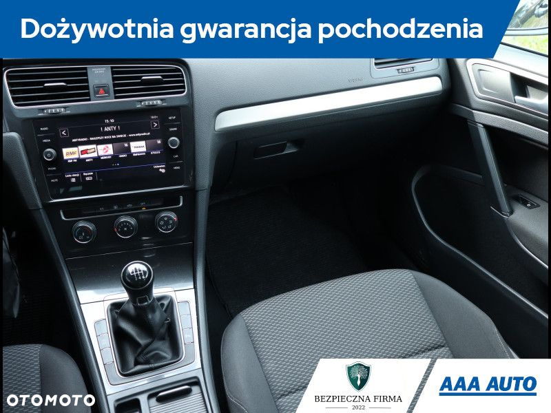 Volkswagen Golf - 9