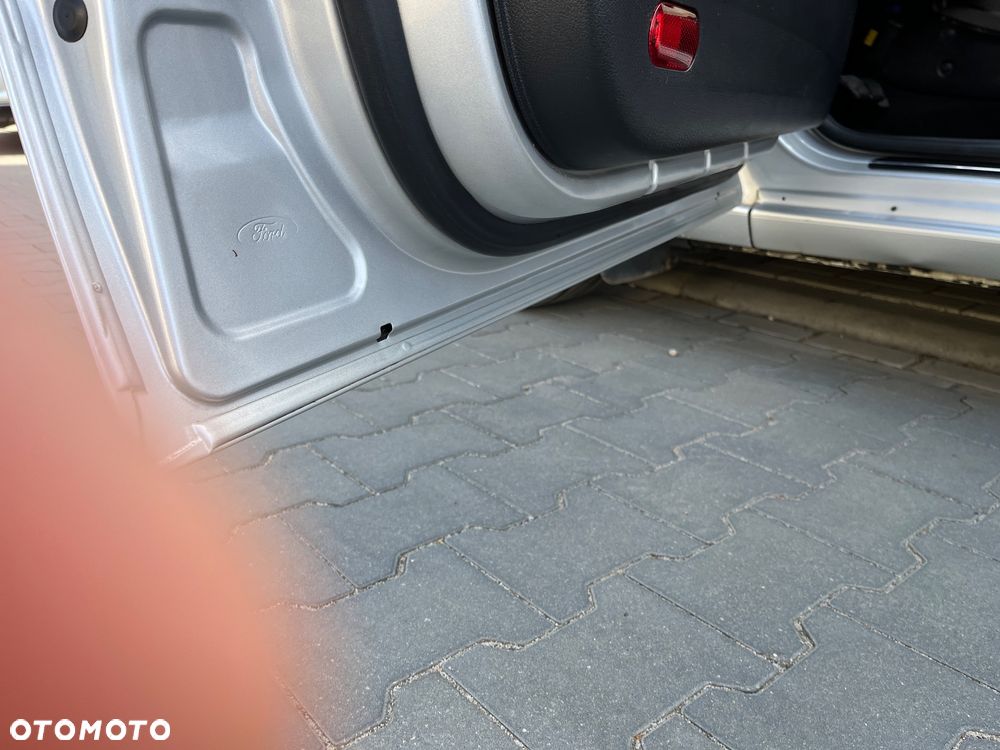 Ford S-Max 2.0 TDCi DPF Trend - 23