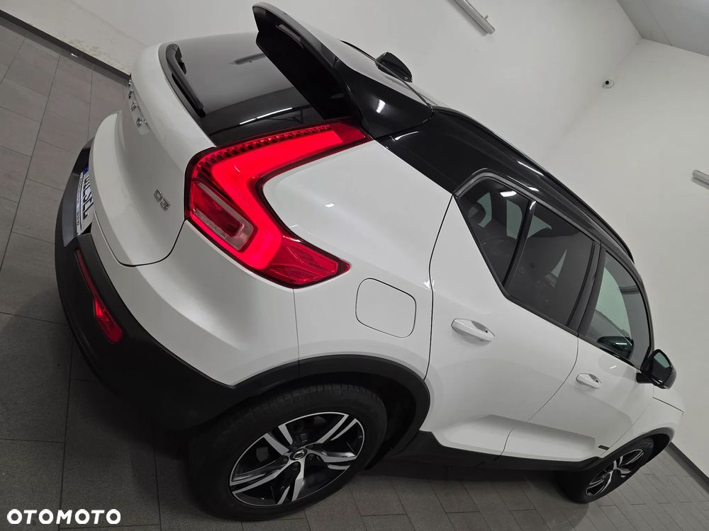 Volvo XC 40 D3 SCR R-Design - 35