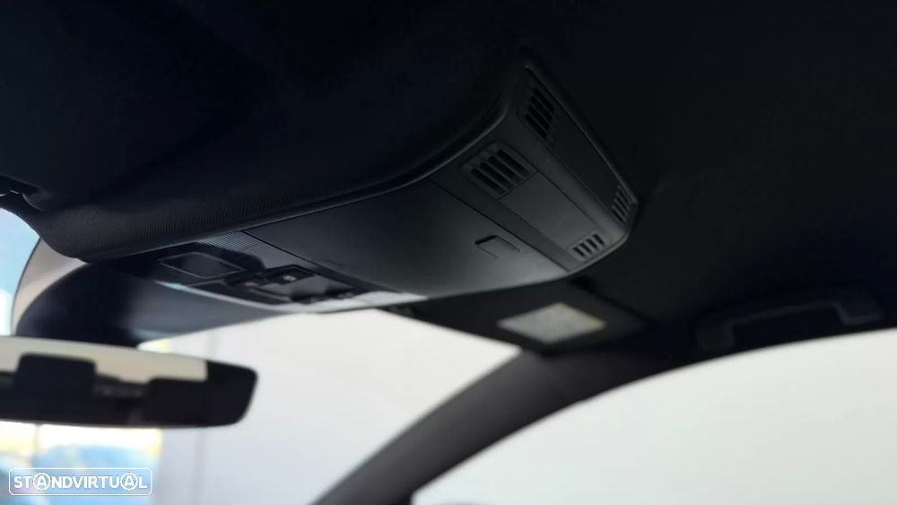 VW Golf R 4Motion BlueMotion DSG - 27