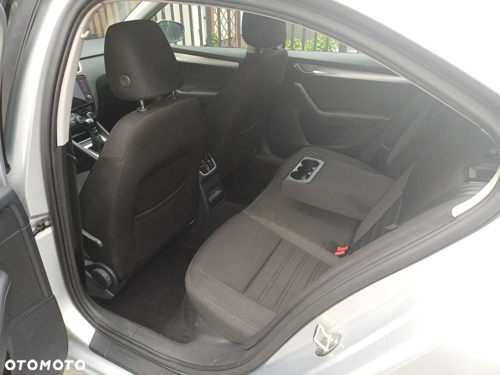 Skoda Octavia 1.4 TSI Ambition - 29