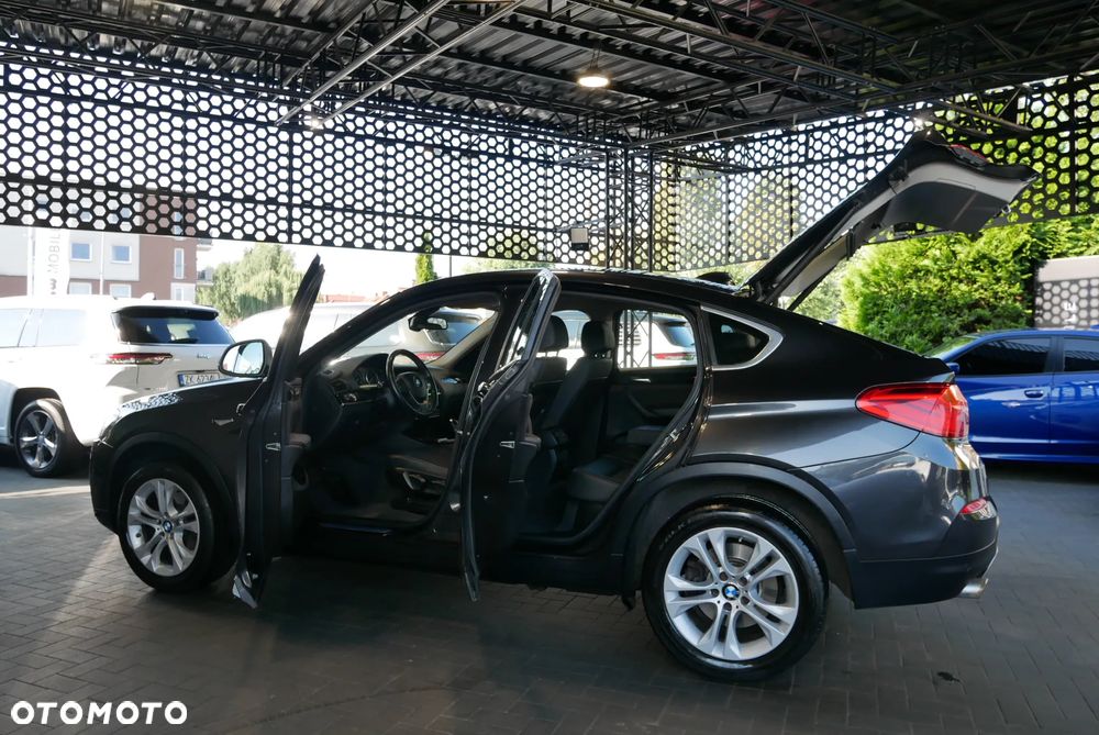 BMW X4 xDrive20i xLine - 6