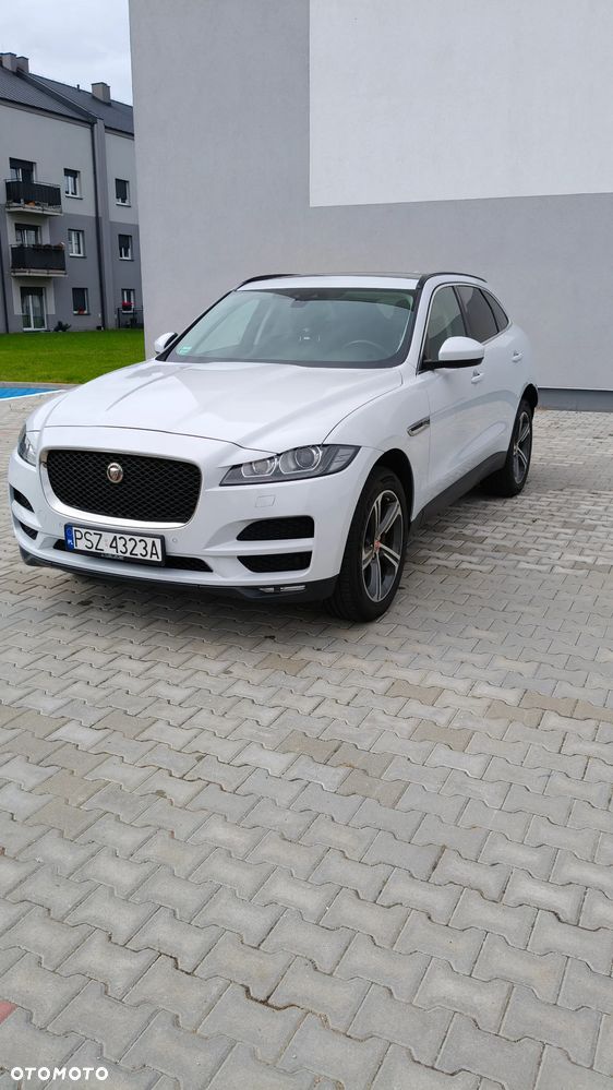Jaguar F-Pace - 13