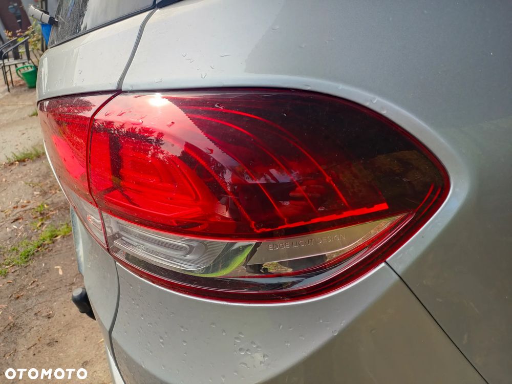 Renault Scenic 1.6 dCi Energy Bose EU6 - 33