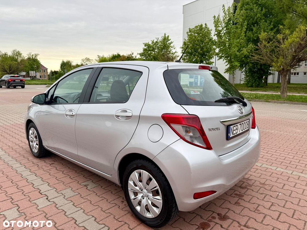 Toyota Yaris 1.33 VVT-i Edition - 4