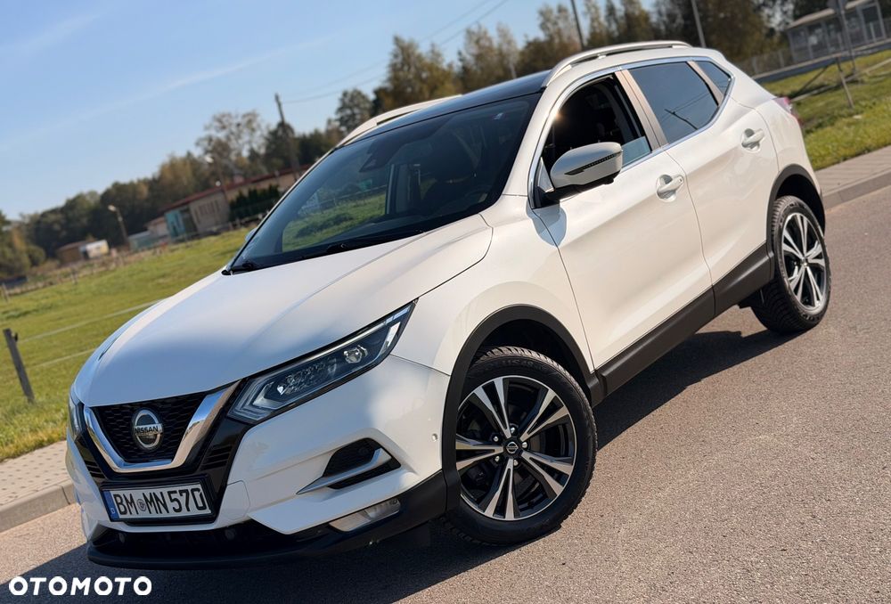 Nissan Qashqai 1.3 DIG-T N-Connecta DCT - 1