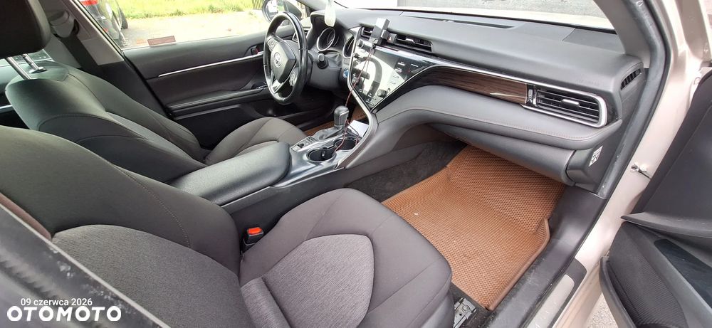Toyota Camry 2.5 Hybrid Prestige CVT - 11
