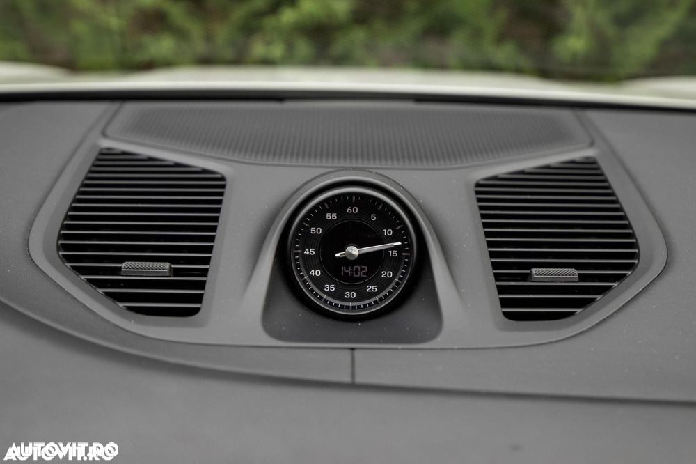 Porsche Cayenne Coupe - 29