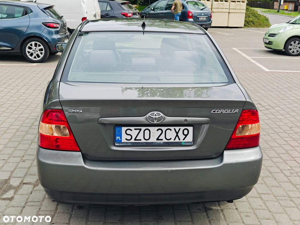 Toyota Corolla 1.4 Terra3 - 32