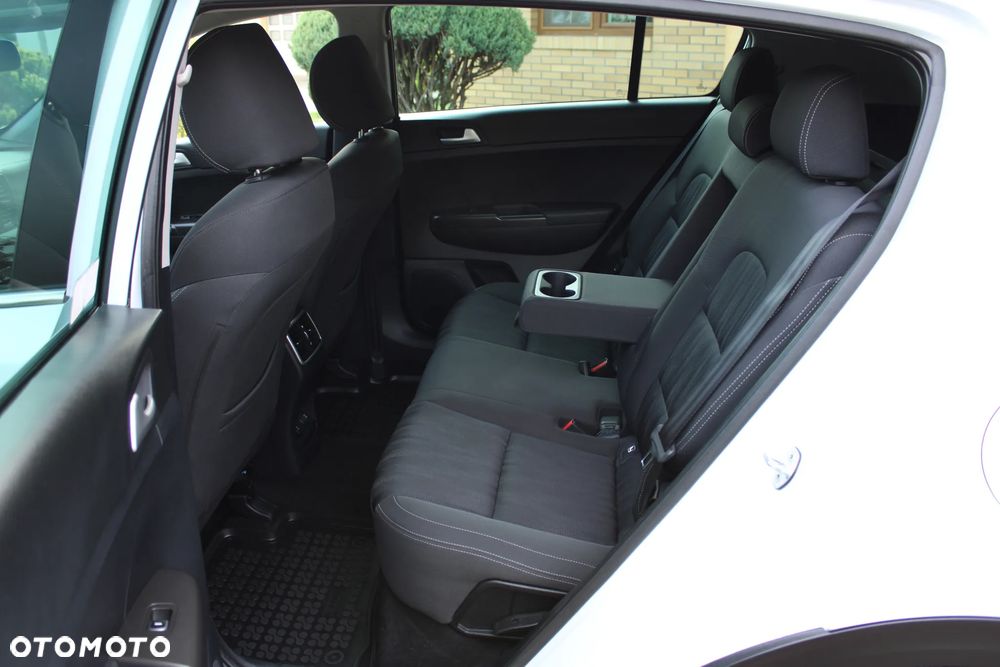 Kia Sportage 1.6 GDI M 2WD - 19