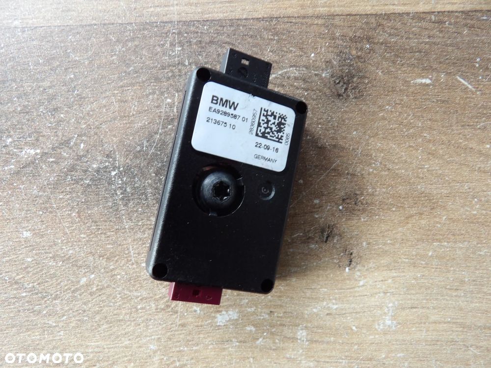 BMW - F46 - WZMACNIACZ PRZECIWZAKŁÓCENIOWY ANTENY - 9289587 - 1