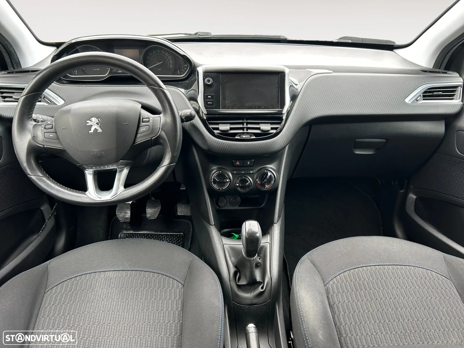 Peugeot 208 1.2 PureTech Style - 11