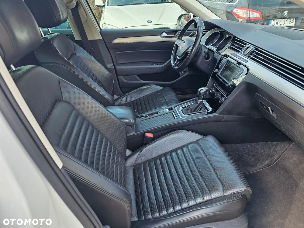 Volkswagen Passat 2.0 TDI BMT Highline DSG - 26