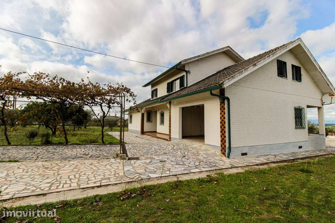 Quinta Residencial com Charme Rural, Anexos Independentes e Vista de M - Grande imagem: 4/36