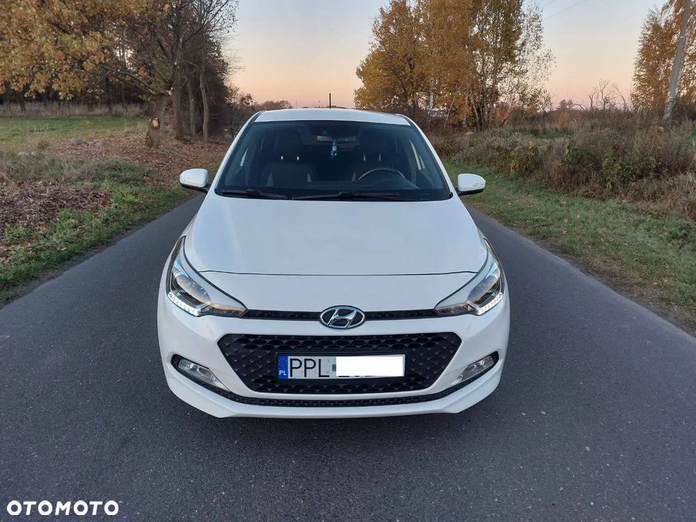 Hyundai i20 - 13