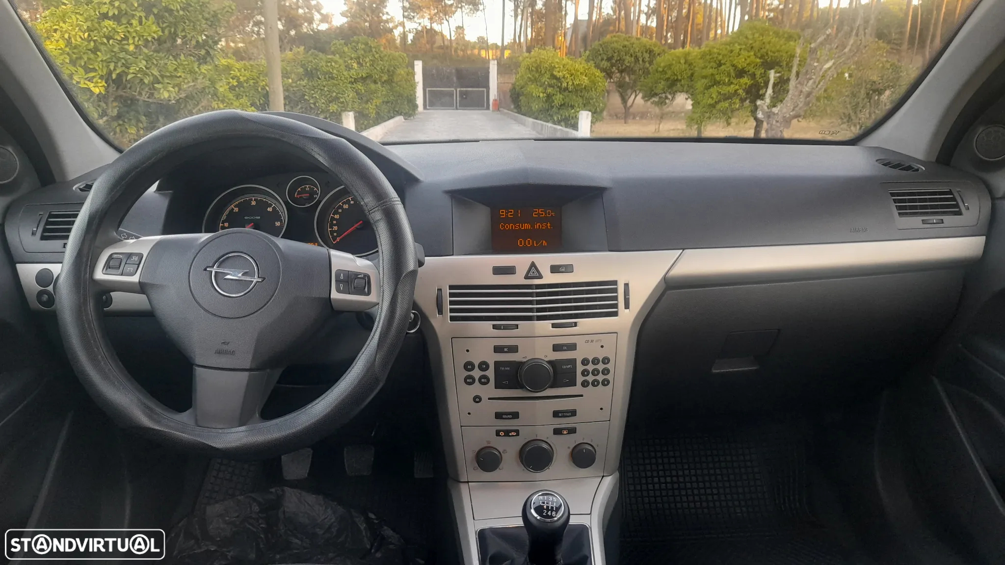 Opel Astra Caravan 1.3 CDTi Enjoy - 21