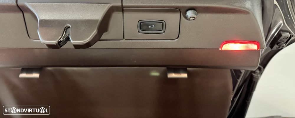 Porsche Panamera - 27