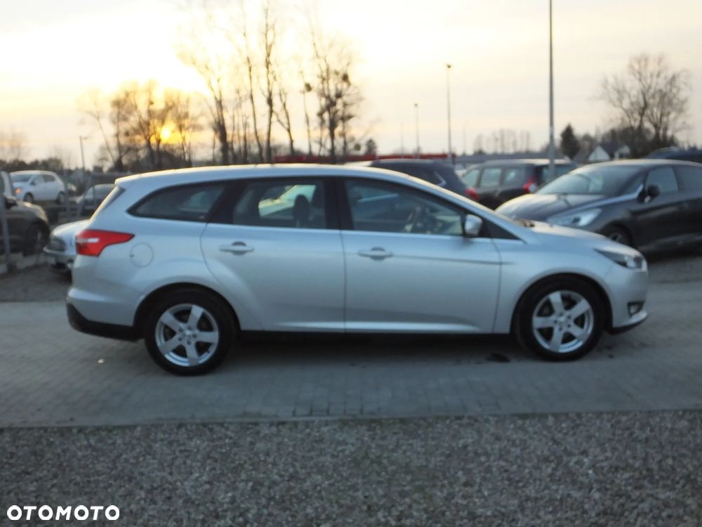 Ford Focus 1.5 TDCi DPF Start-Stopp-System Titanium - 9
