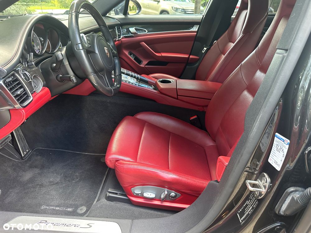 Porsche Panamera - 6