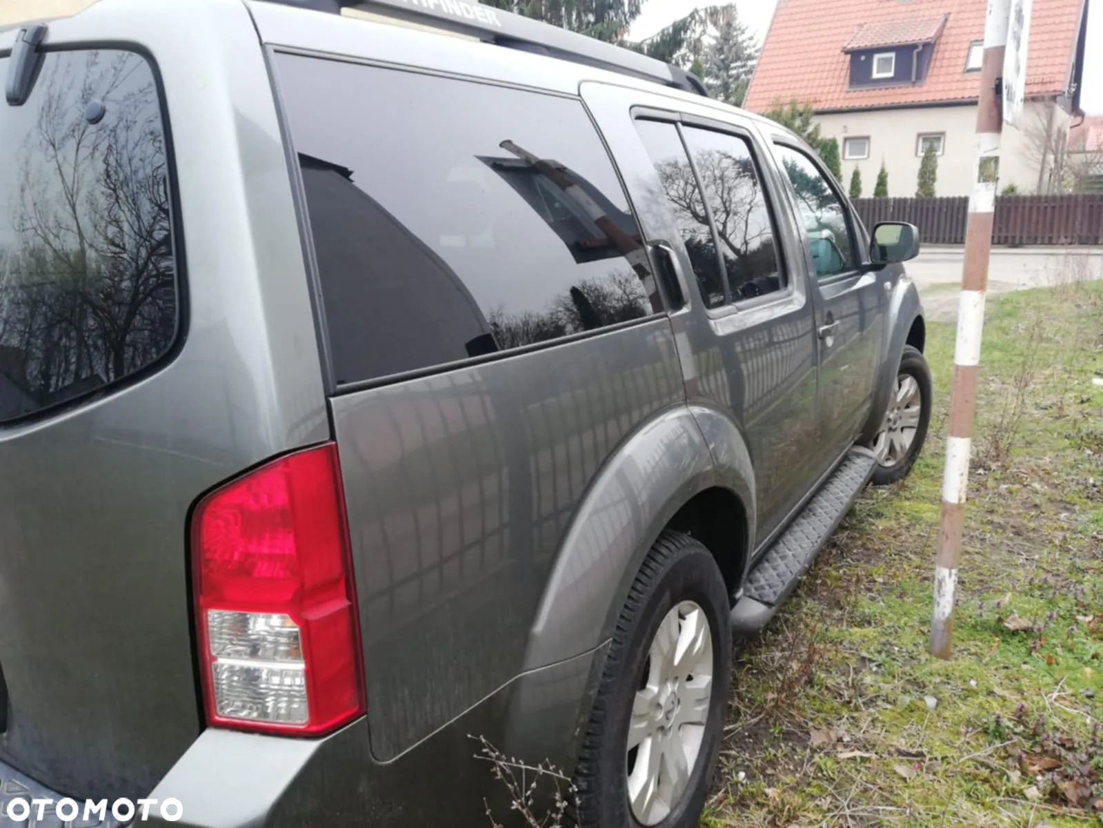 Nissan Pathfinder - 7