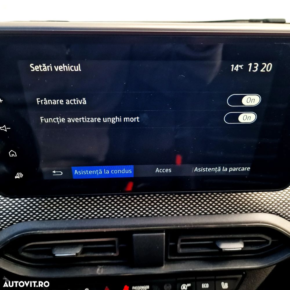 Dacia Logan TCe 90 MT6 Journey+ - 23