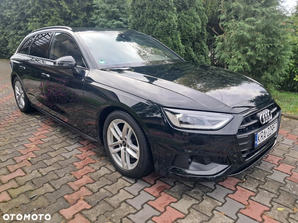 Audi A4 Avant 35 TDI S tronic S line - 2