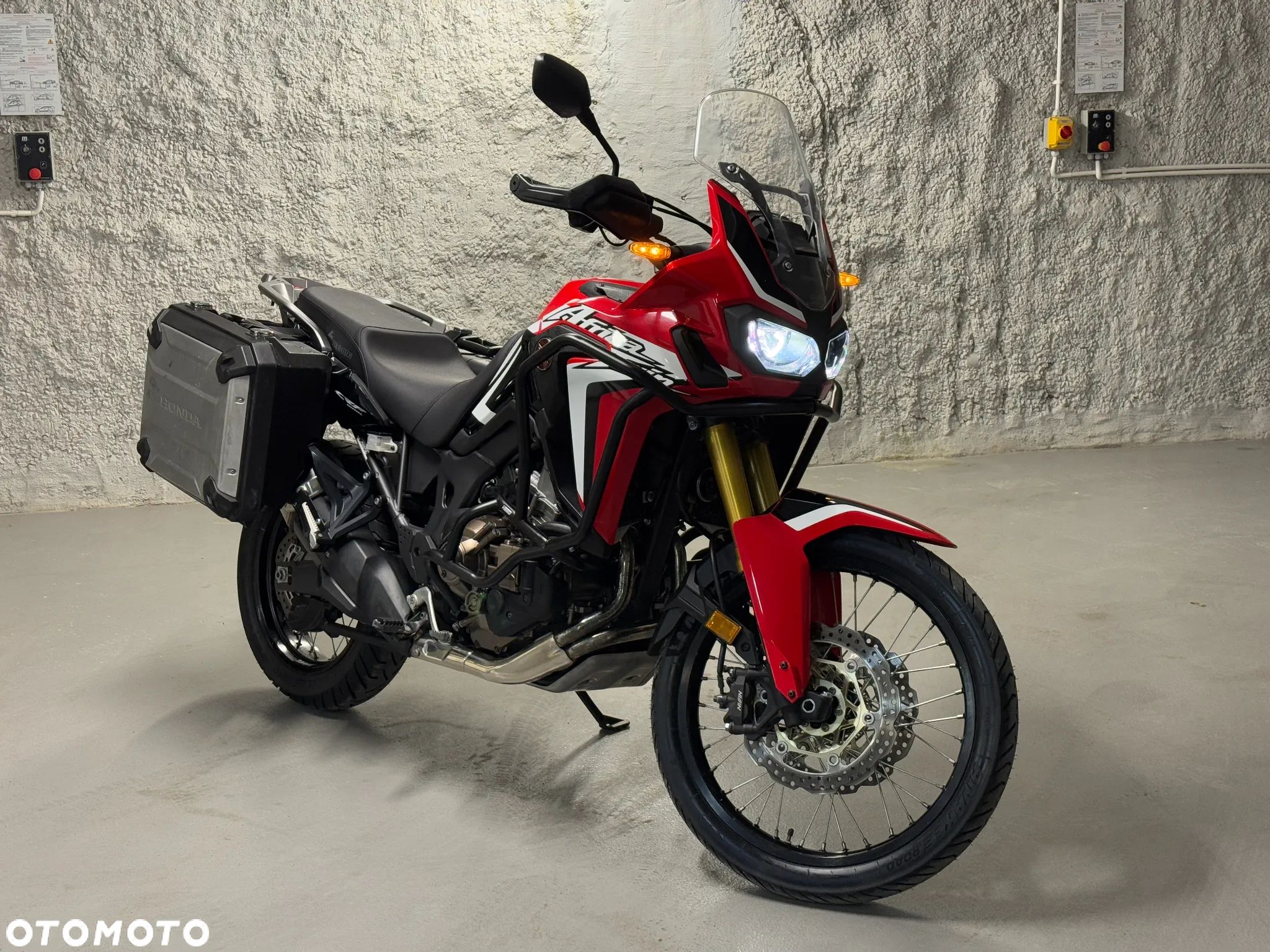 Honda CRF - 1