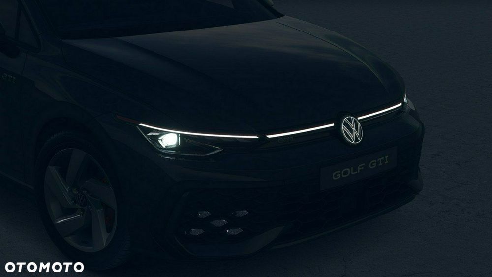 Volkswagen Golf - 5