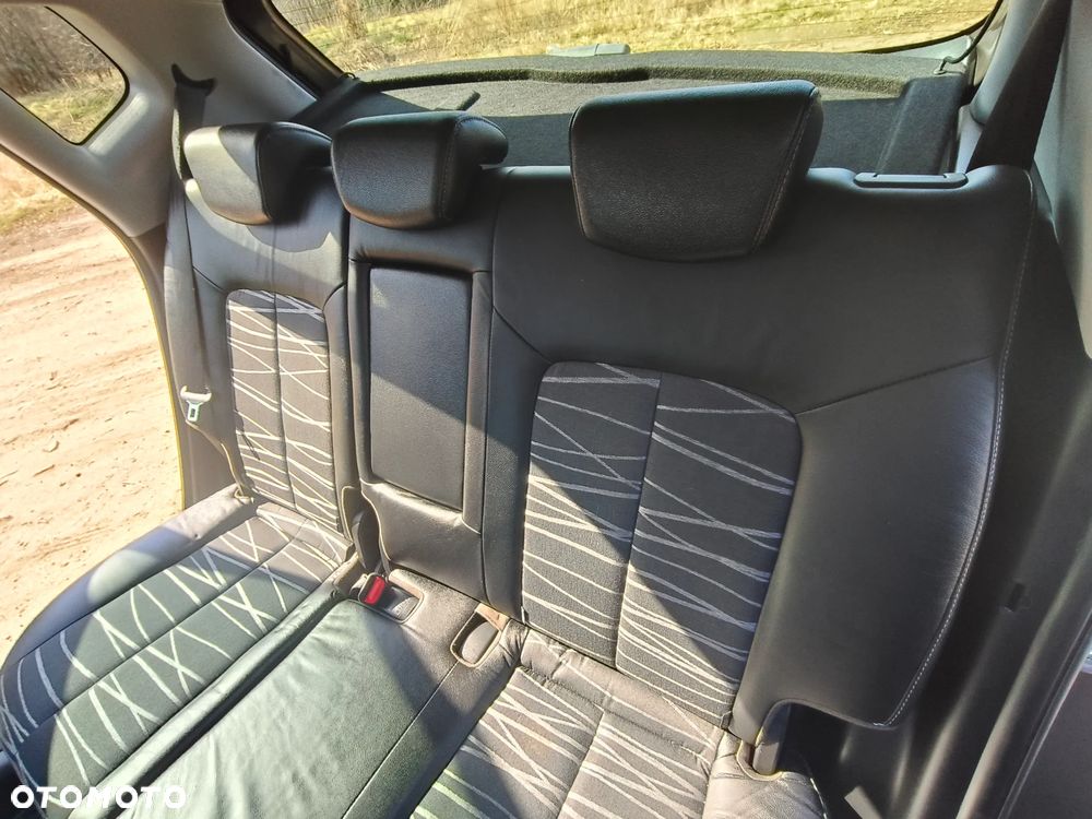 Kia Venga 1.6 Business Line - 8