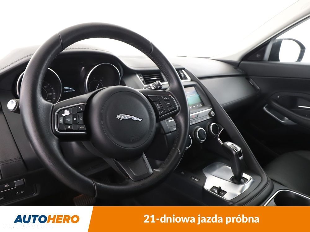 Jaguar E-Pace - 12