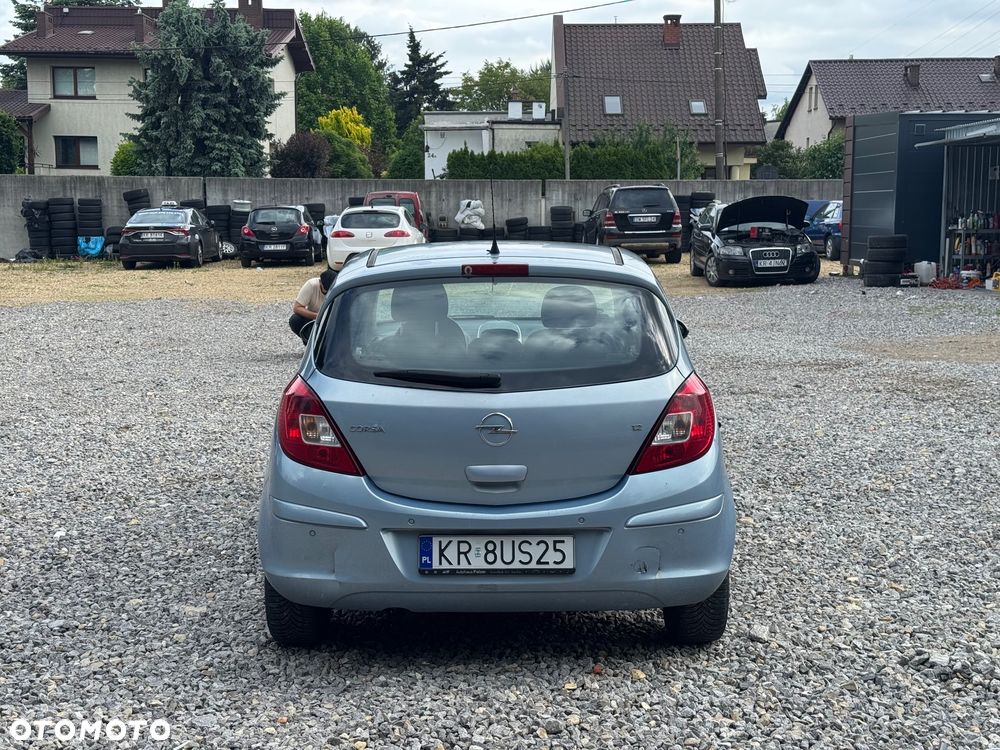 Opel Corsa - 4