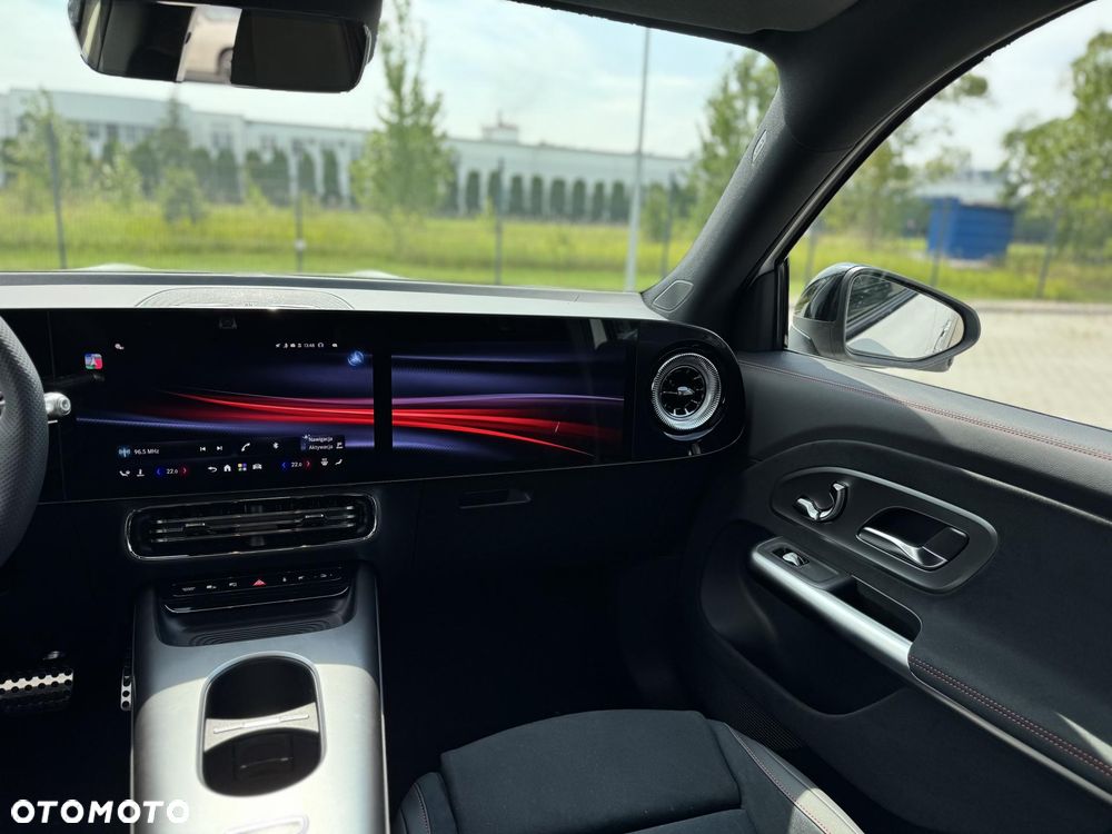 Mercedes-Benz GLB 200 mHEV 4-Matic 8G-eDCT - 14