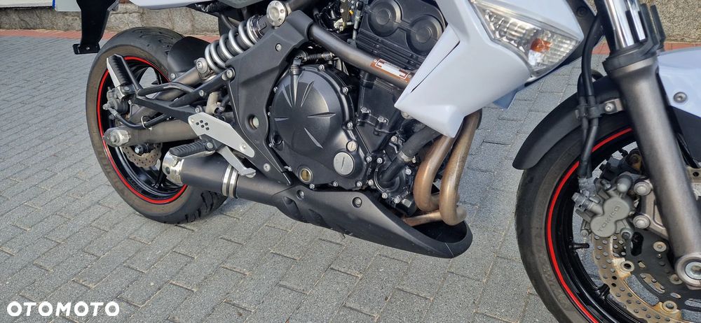 Kawasaki ER - 12