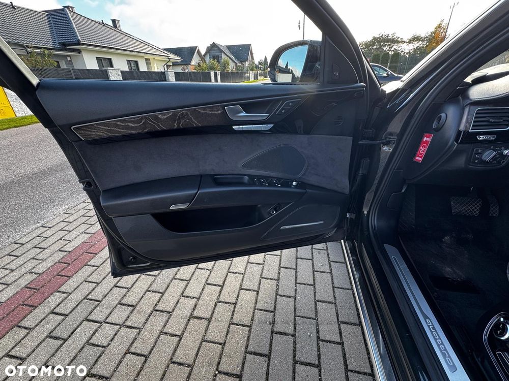 Audi A8 - 11