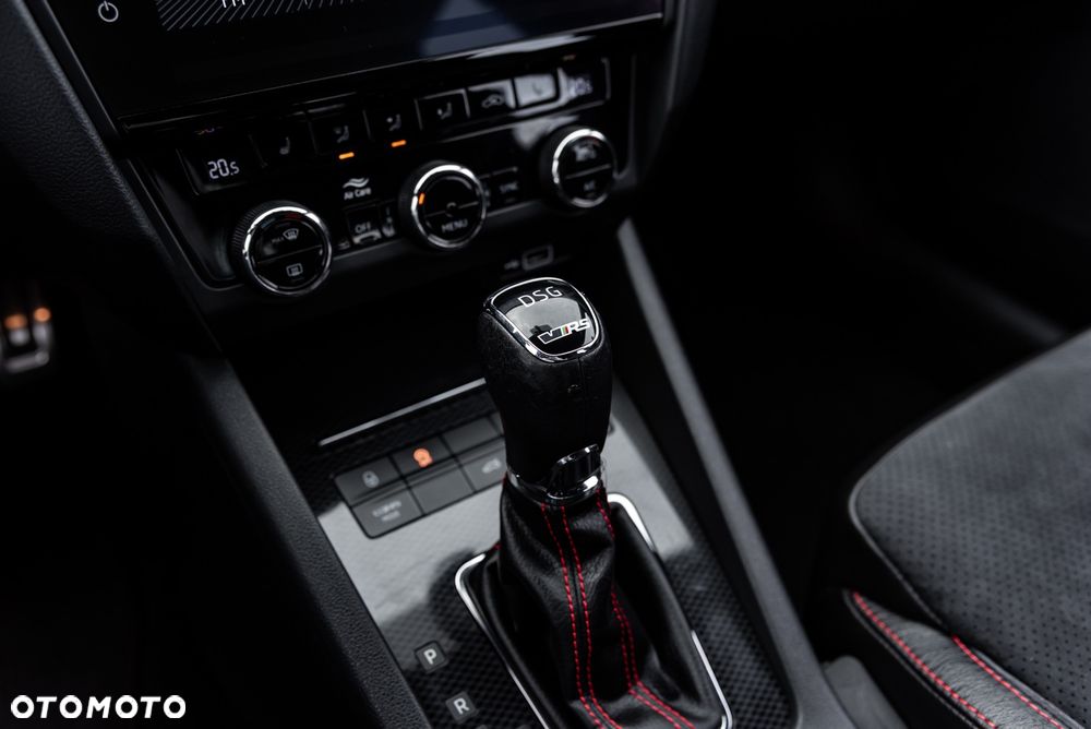 Skoda Octavia 2.0 TSI RS 230 DSG - 34