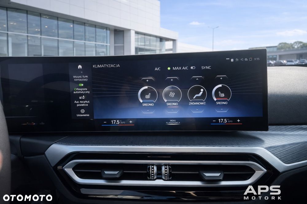 BMW Seria 3 318i M Sport - 22