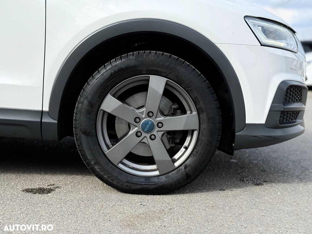 Audi Q3 2.0 35 TDI quattro Advanced - 35