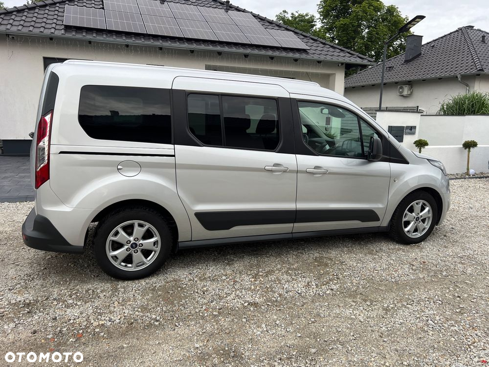 Ford Tourneo Connect Grand - 10