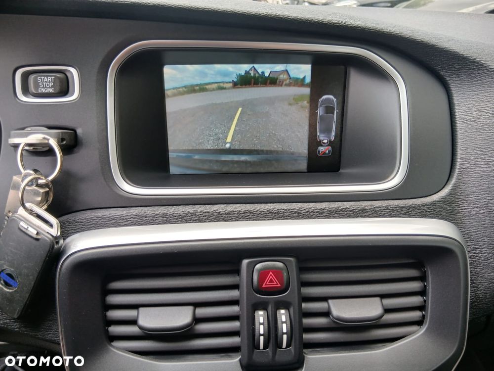 Volvo V40 D2 - 28