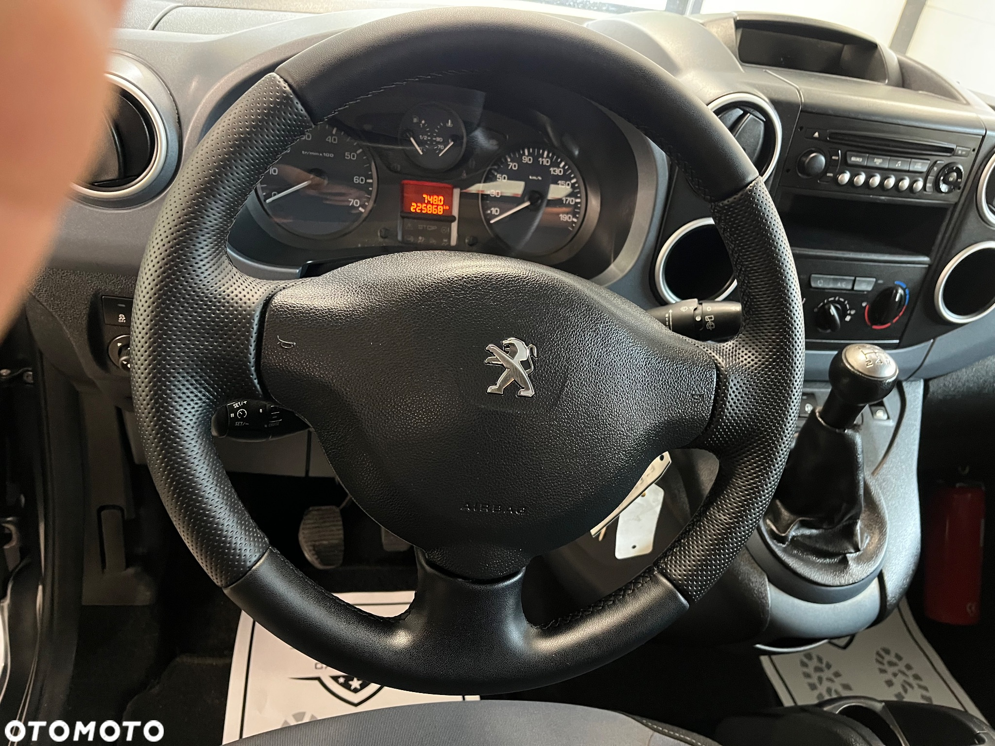 Peugeot Partner Tepee HDi FAP 90 Premium - 14
