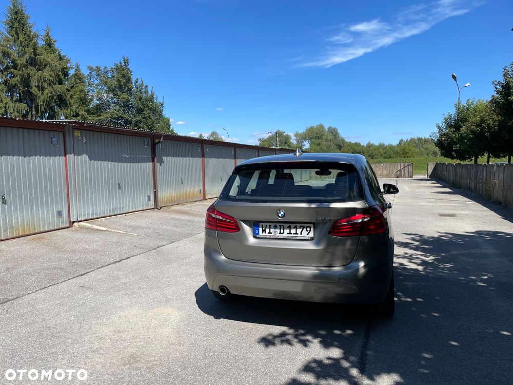BMW Seria 2 218i - 9