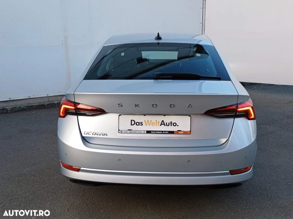 Skoda Octavia 2.0 TDI Ambition - 11